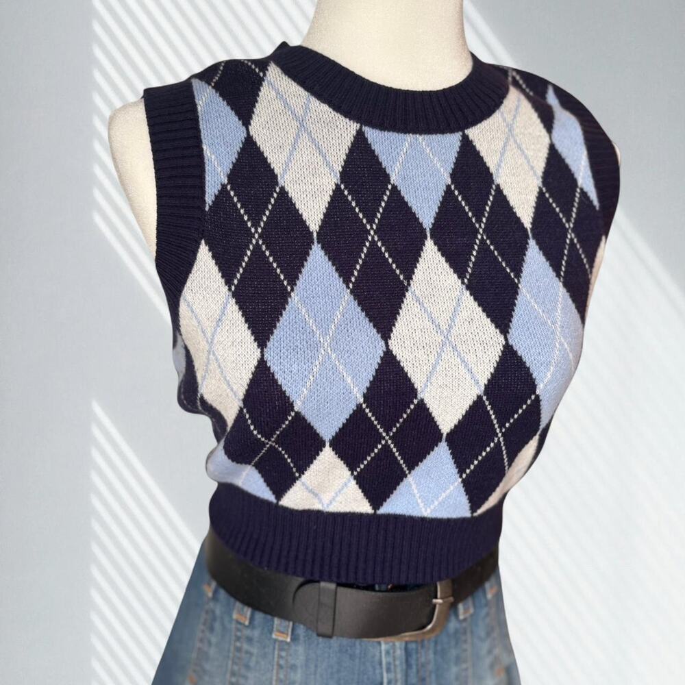 Y2k preppy argyle sweater vest